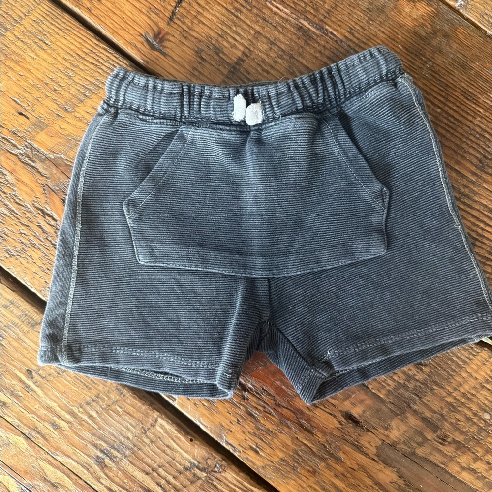 Zara toddler shorts. Size 2-3